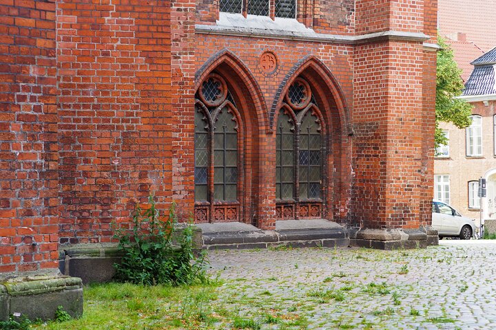 Lubeck's Old Town Private Guided Walking Tour & Boat Cruise