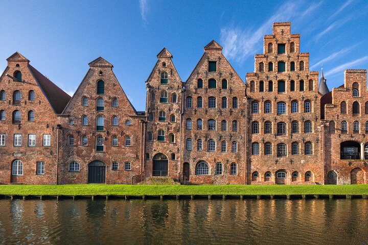 Lubeck's Old Town Private Guided Walking Tour & Boat Cruise