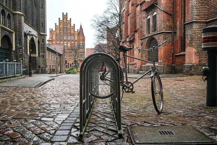 Lubeck's Old Town Private Guided Walking Tour & Boat Cruise