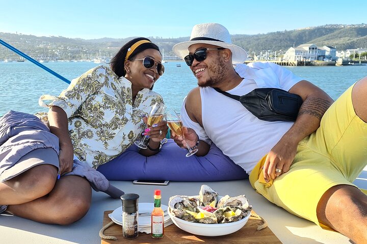 Knysna Sunset Sailing Cruise with captain's steak Braai & Bubbly