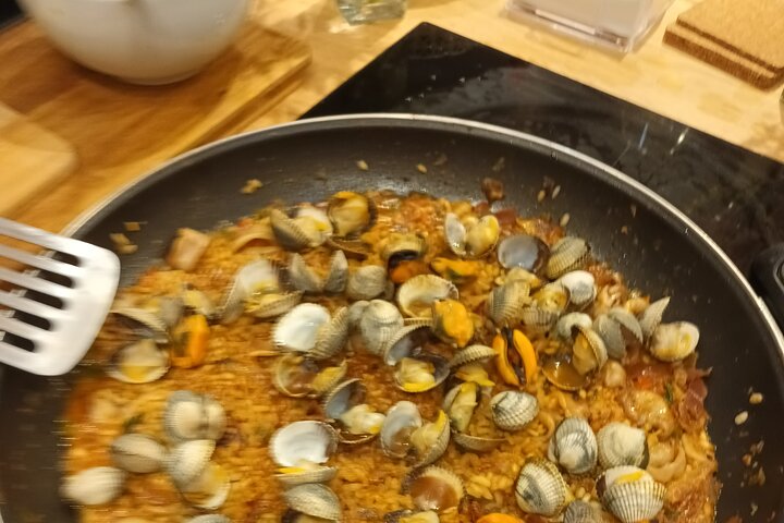 Food Market Shopping and Cooking Workshop in A Coruña