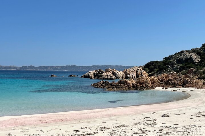 Sailing boat tour in the Maddalena Archipelago