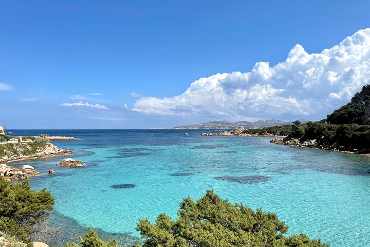 Sailing boat tour in the Maddalena Archipelago