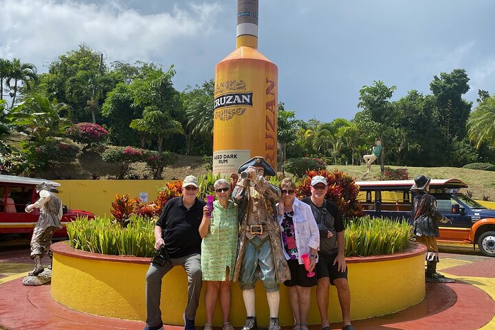 Paradise Taxi & Tours USVI - St. Thomas, Virgin Islands- Island Scenic Tour
