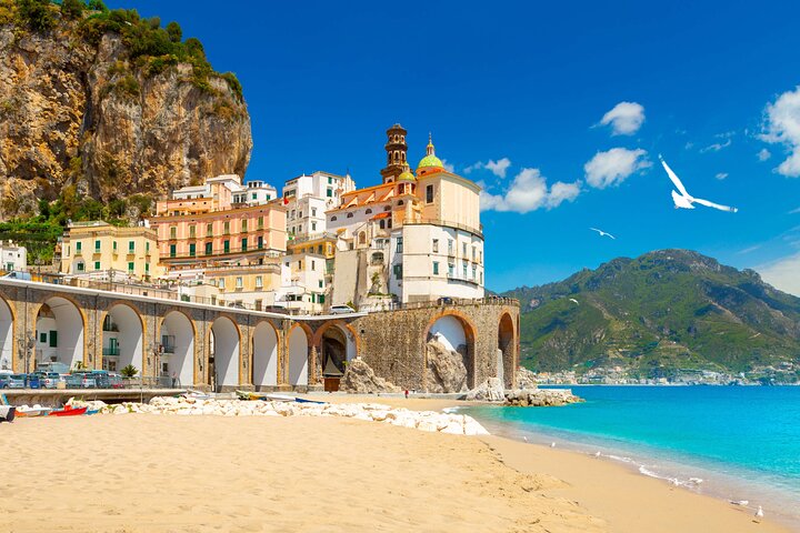 Amalfi Coast & Positano: Boat Tour with Snorkeling & Drinks