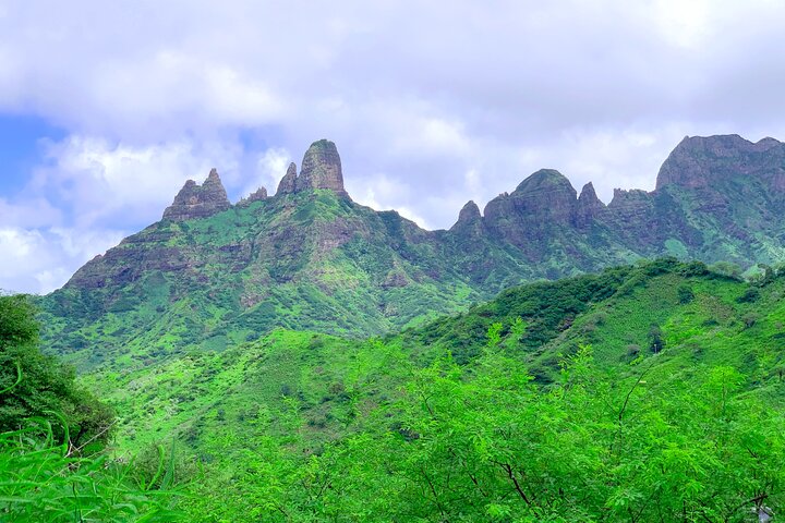 Santiago Island Tour: Meet with a Local Family & Tarrafal Beach