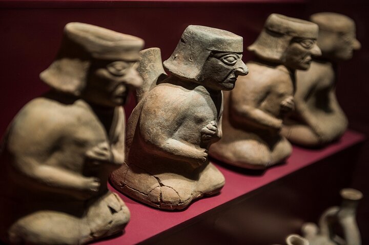 Huaca Rajada Tomb of the Lord Of Sipan & Site Museum