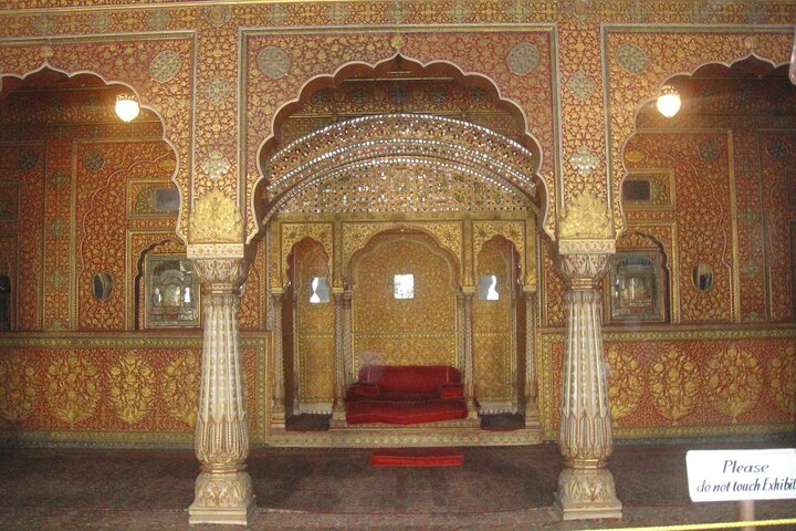 Visit Bikaner in Private Car with Guide Service
