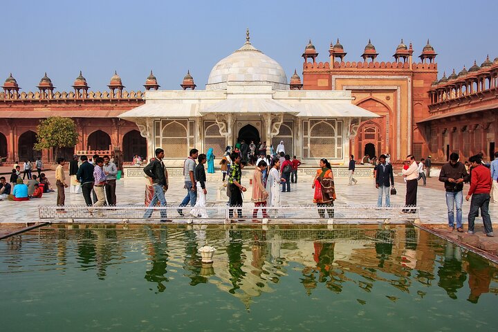 Agra Drop with Visit Chand Baori and Fatehpur Sikri from Bundi