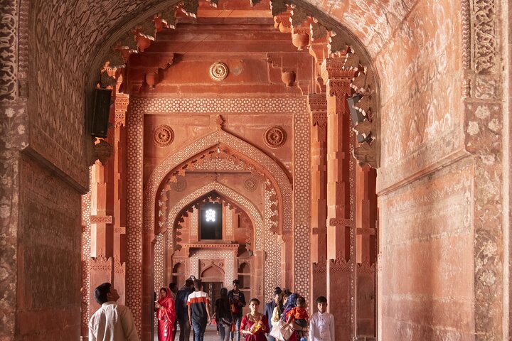 Agra Drop with Visit Chand Baori and Fatehpur Sikri from Bundi