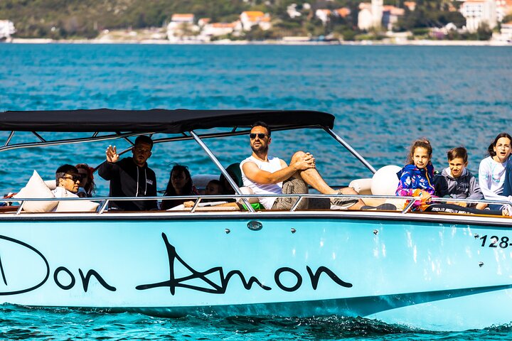VIP Private Charter: Blue Cave & Lady of the Rocks (Flexible)