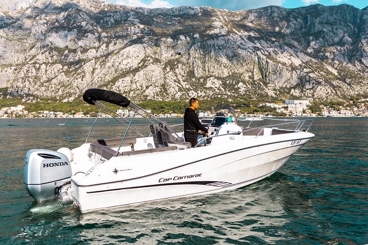 VIP Private Charter: Blue Cave & Lady of the Rocks (Flexible)