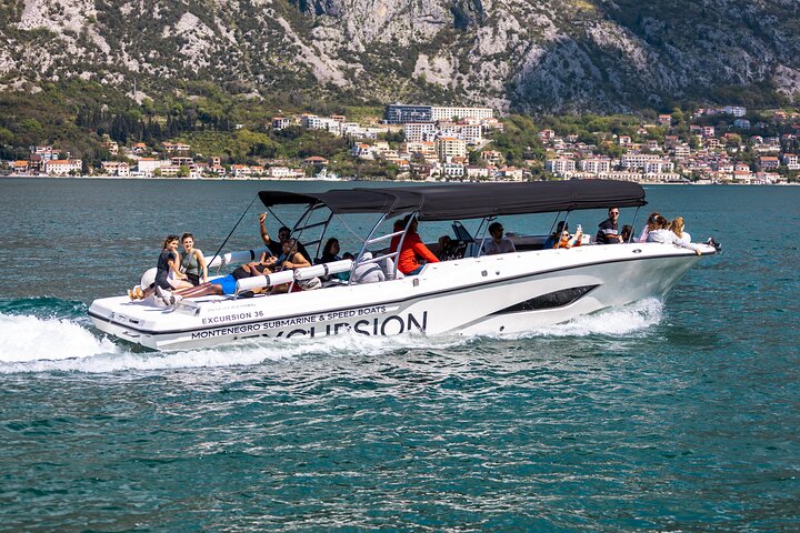 VIP Private Charter: Blue Cave & Lady of the Rocks (Flexible)