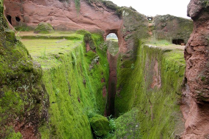 2 Days 1 night tour to Lalibela Rock-hewn churches