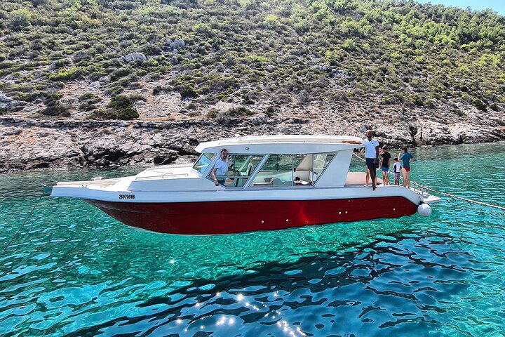 Blue Cave & Vis Island speedboat tour from Hvar