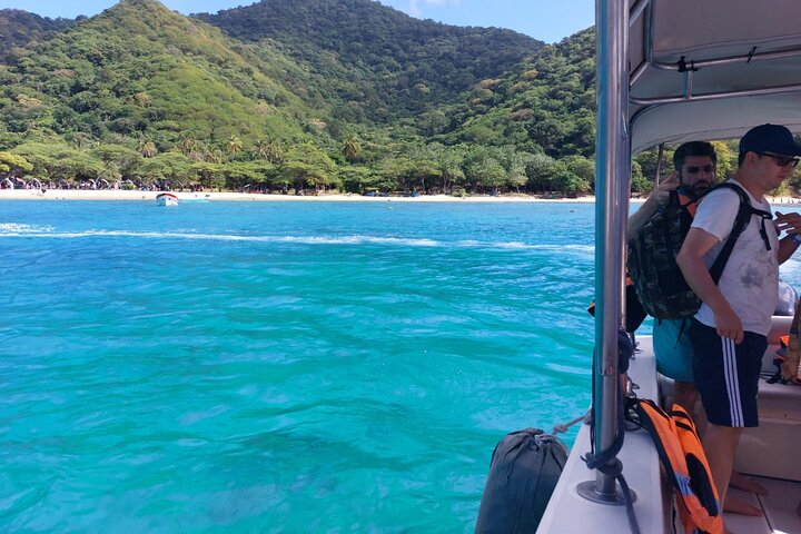 Tayrona by sea