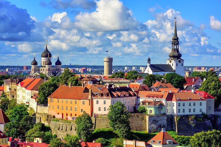Deluxe Tallinn Small-Group Shore Excursion for Cruise Ships