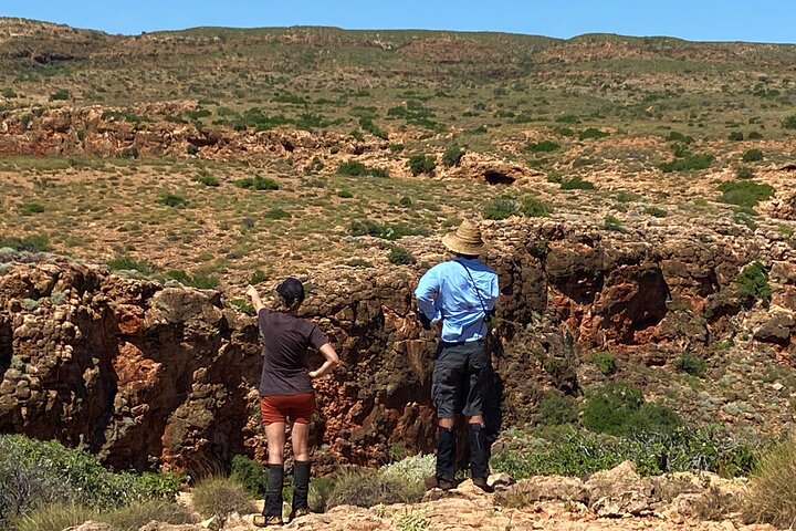 Cape Range National Park Full-Day Trekking Adventure