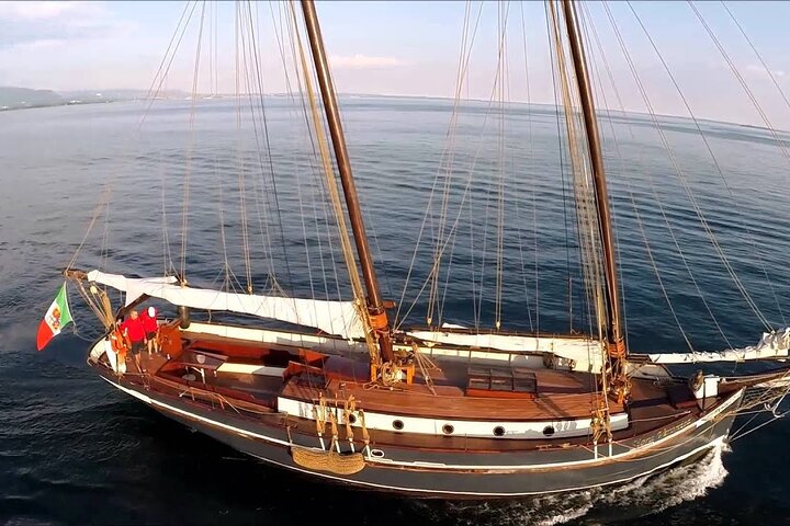 Malcesine: Panoramic Cruise