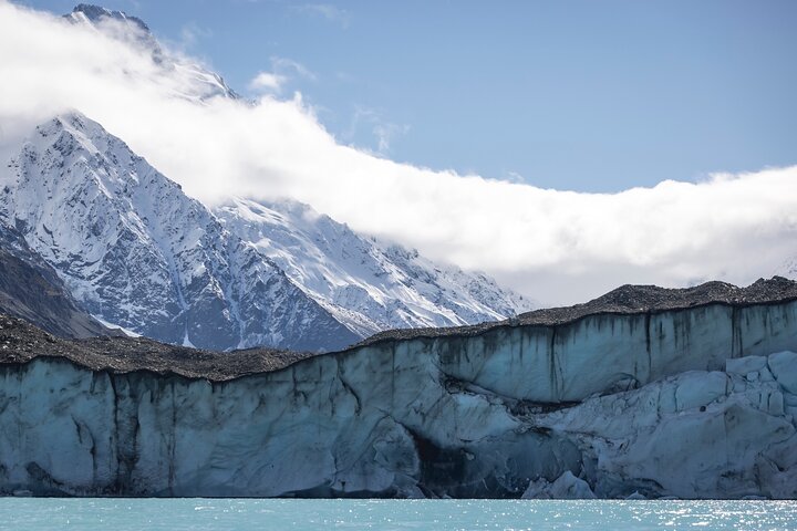 Mount Cook, Lake Tekapo and Tasman Glacier Tour from Christchurch