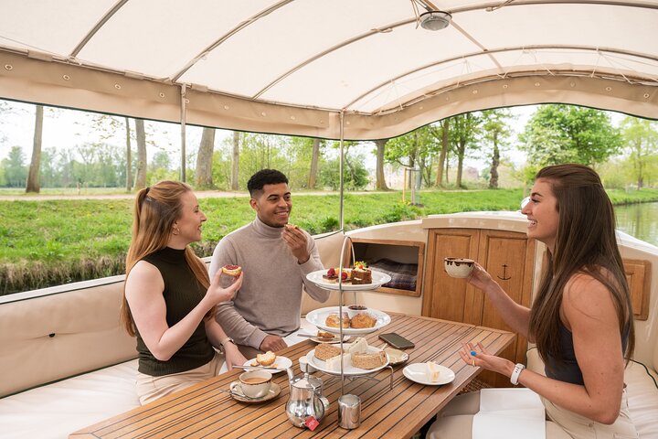 Afternoon Tea Sightseeing River Cruise in Oxford