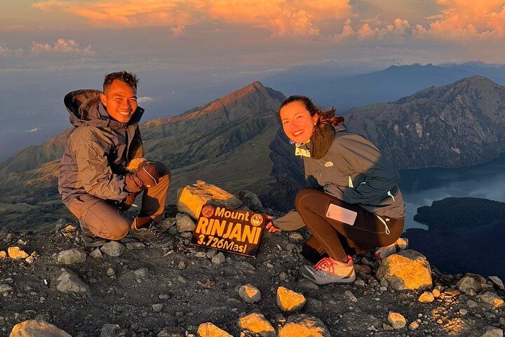 Mount Rinjan 2Days Summit Full Sunrise View Point 3726m