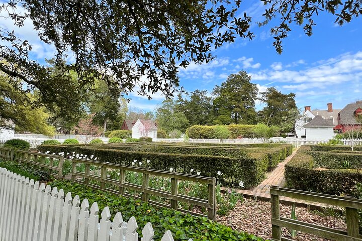 Colonial History Tour in Williamsburg Virginia