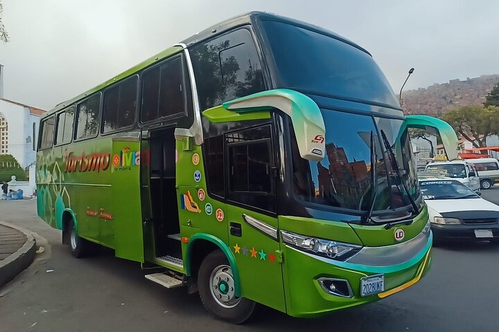 Titicaca Touristic Bus from Copacabana to La Paz_Everyday_1:00 p.m.