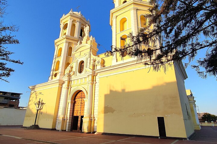Piramids of Tucume Tour, Sican Museum and Lambayeque city tour