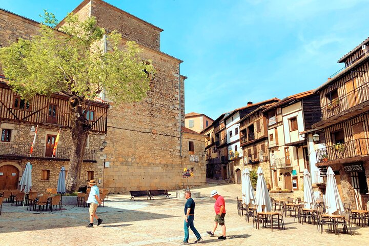 Discover the unique wine and villages of the Sierra de Salamanca