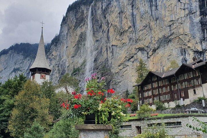 Lauterbrunnen-Mürren: Swiss Alps Small Group Tour from Interlaken