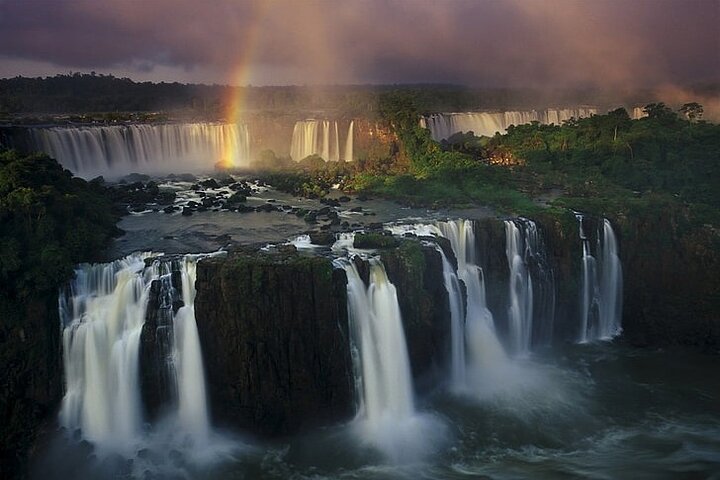 Private Tour: 2Day to Both Sides of Iguazu Falls