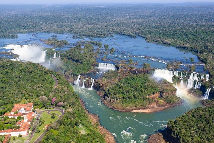Private Tour: 2Day to Both Sides of Iguazu Falls