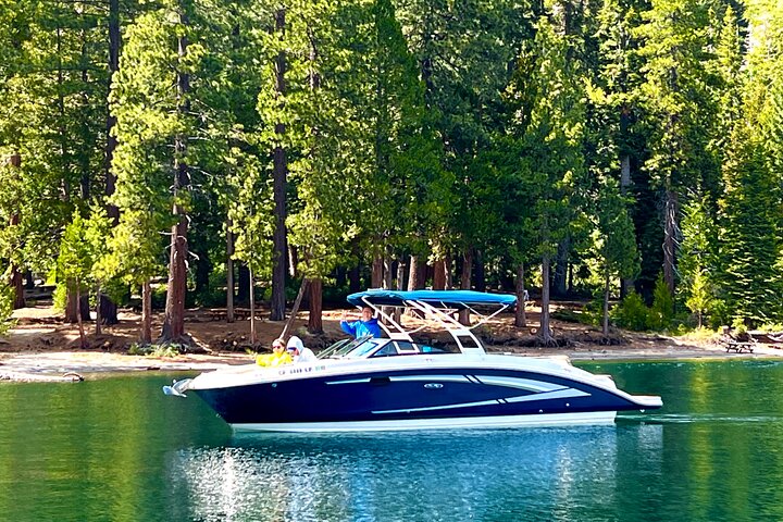 Private Yacht-Class Boat Tour on Lake Tahoe