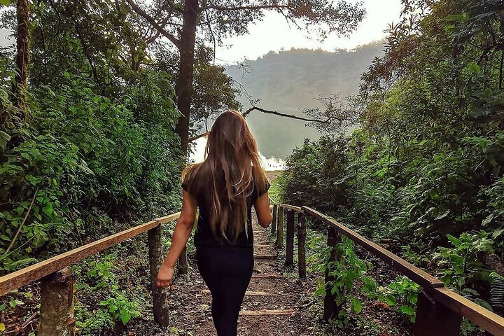 Private Hike to a Sacred Lagoon on a Crater Volcano - Full-Day Tour from Xela
