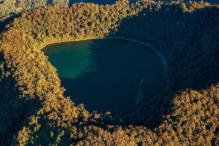 Private Hike to a Sacred Lagoon on a Crater Volcano - Full-Day Tour from Xela