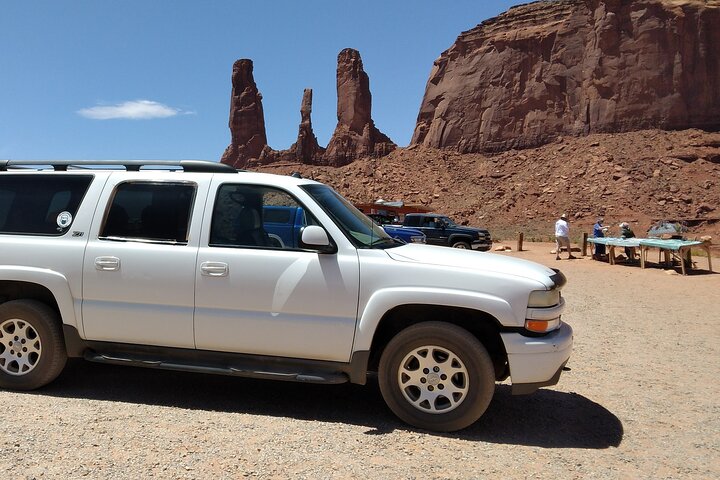 2.5 Hours Monument Valley Historical Sightseeing Tour by Jeep