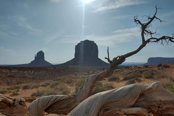2.5 Hours Monument Valley Historical Sightseeing Tour by Jeep