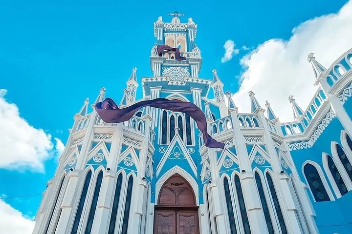 Iconic Yellow Church + Mayan Market + Small Town: Cultural Tour