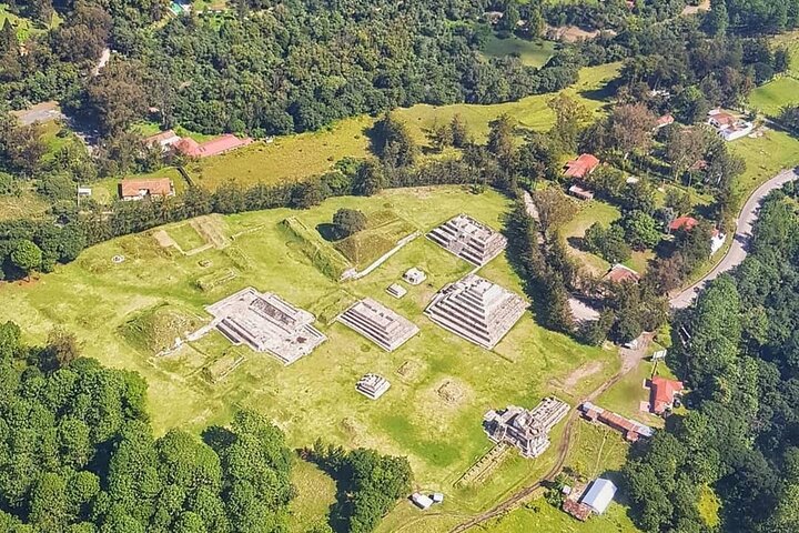Tour to Zaculeu, an Ancient Mayan Kingdom + The Viewpoint of Dieguez Olaverri