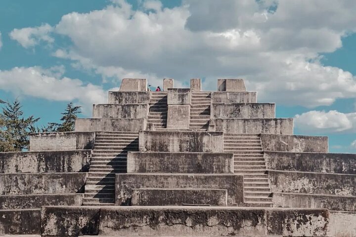 Tour to Zaculeu, an Ancient Mayan Kingdom + The Viewpoint of Dieguez Olaverri