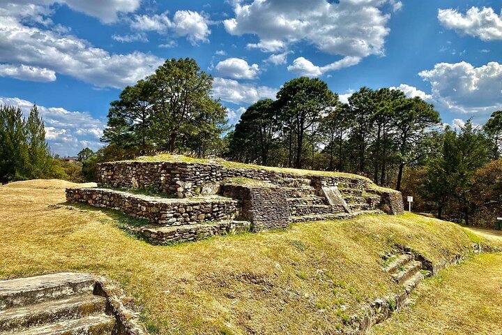 Tour to Zaculeu, an Ancient Mayan Kingdom + The Viewpoint of Dieguez Olaverri