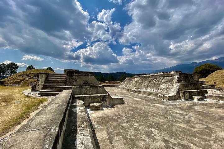 Tour to Zaculeu, an Ancient Mayan Kingdom + The Viewpoint of Dieguez Olaverri