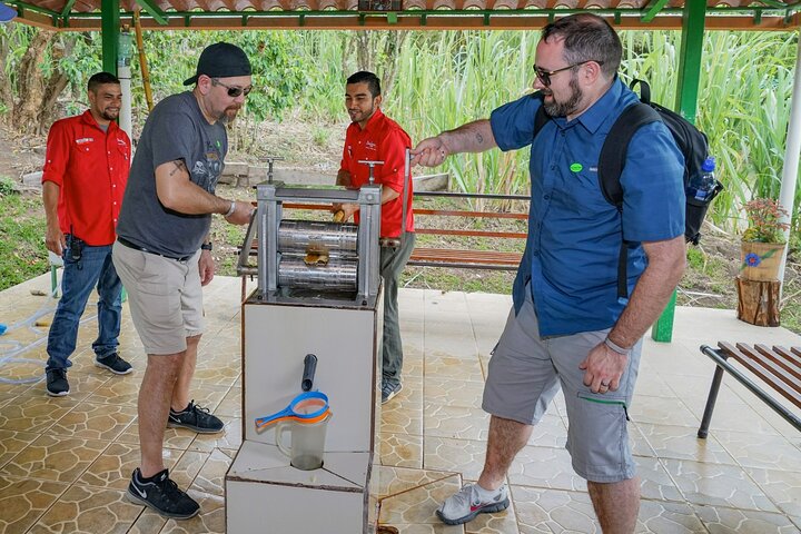 Coffee, Chocolate & Sugar Cane Tour (Regular)