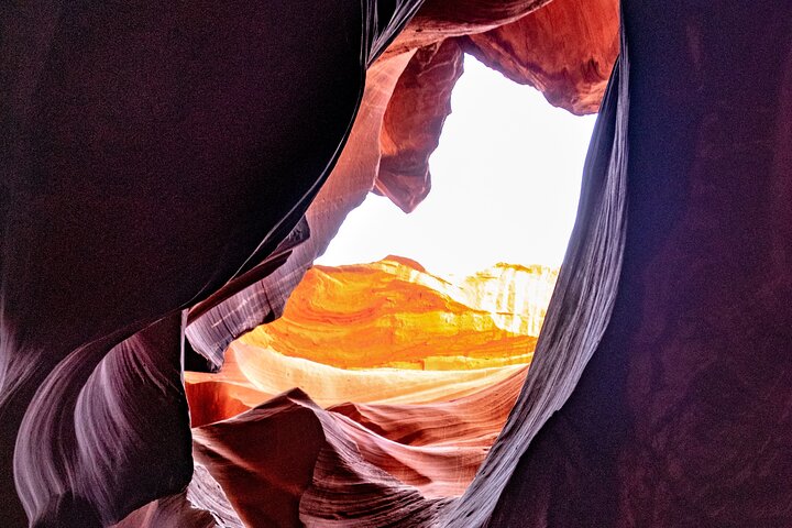Antelope Canyon and Horseshoe Bend Day Tour from Flagstaff