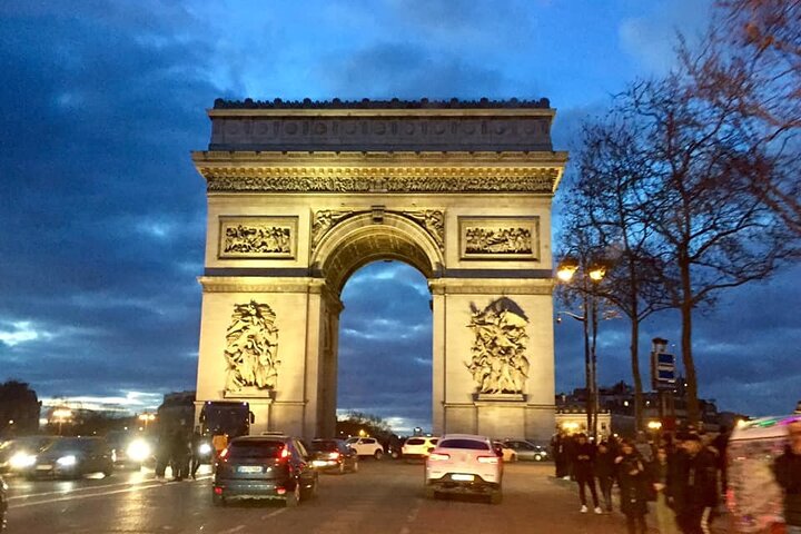 Paris with Love Private Guide and Driver
