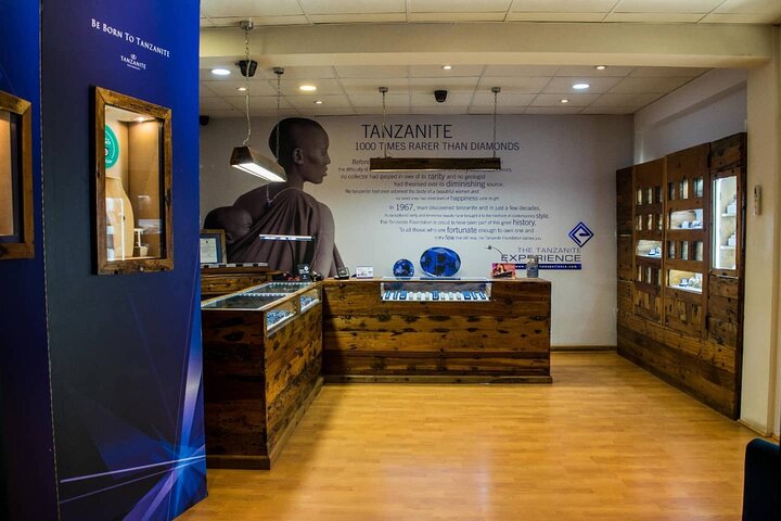 Tanzanite Shopping Experience in Arusha