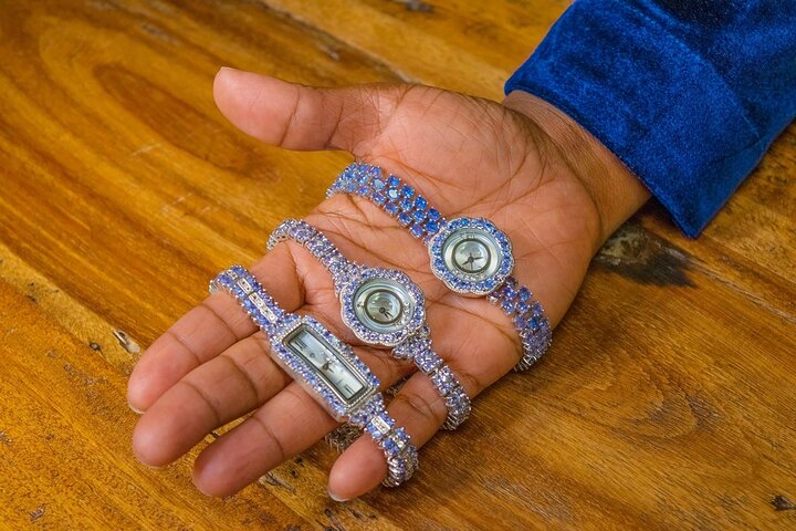 Tanzanite Shopping Experience in Arusha