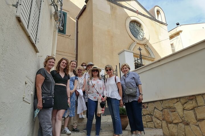 Oil-tasting experience near Cefalu