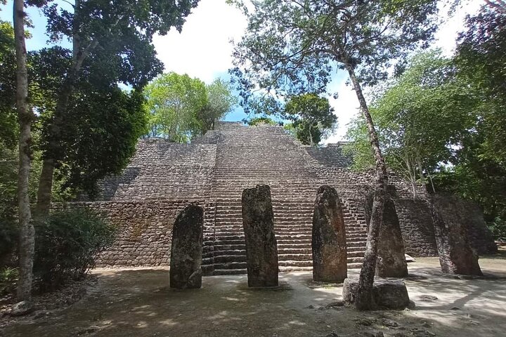 Full Day Excursion to Calakmul and Balamkú From Campeche